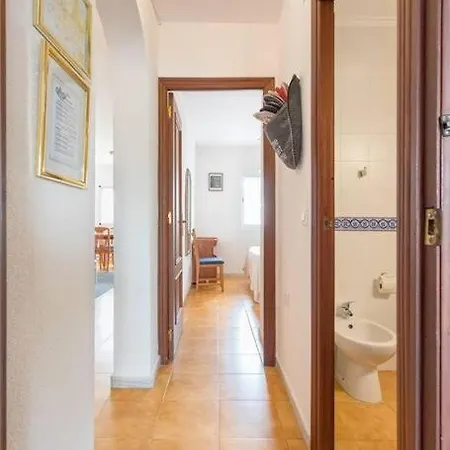 Lägenhet Beautiful With 2 Bedrooms Close To